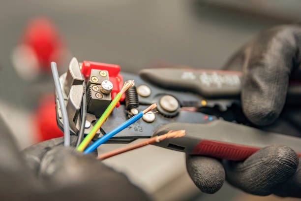 Best Emergency Electrical Repair  in Palm Beach Shores, FL
